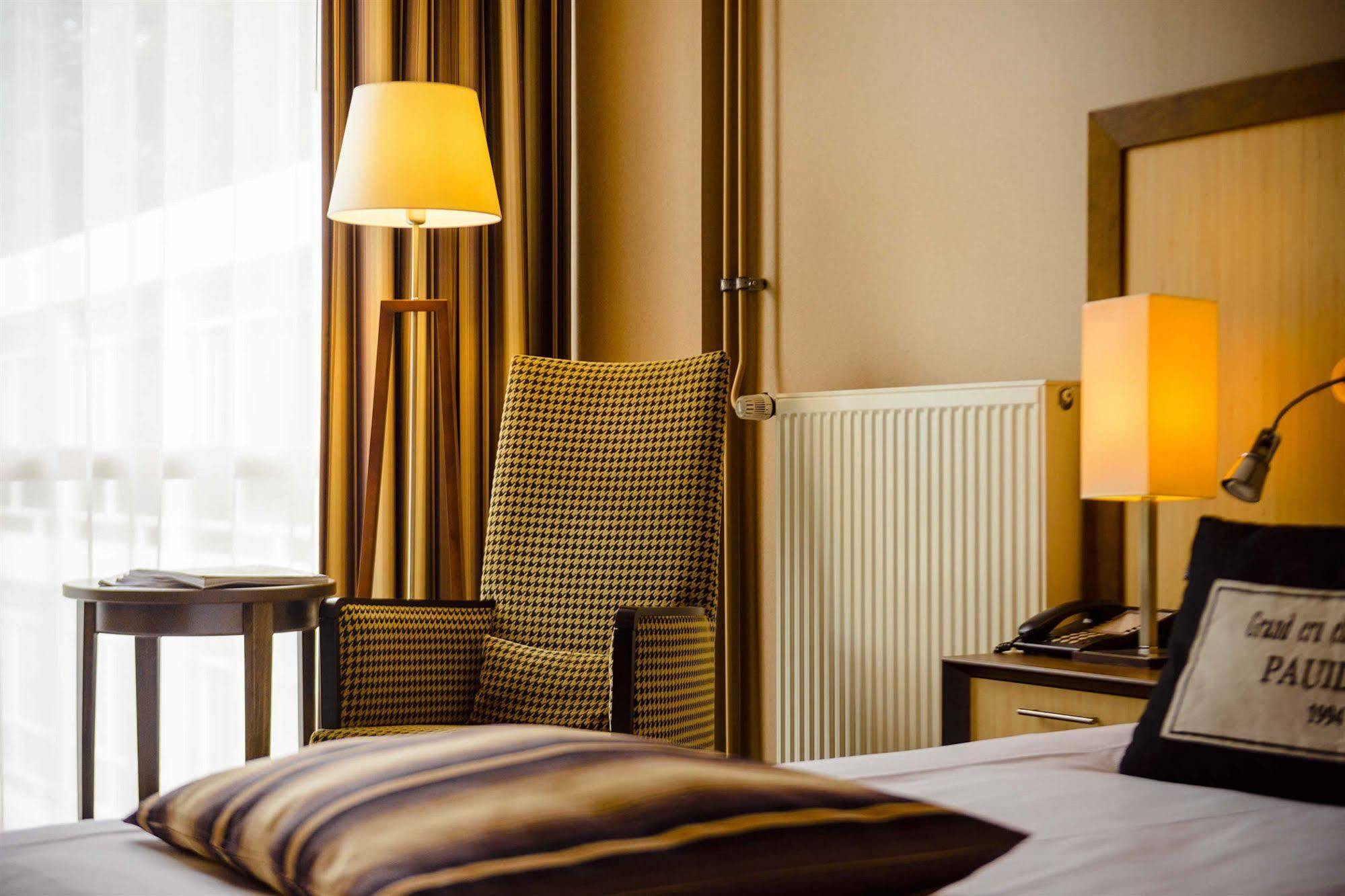 Fletcher Hotel Restaurant Амерсфорт Екстер'єр фото